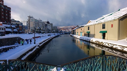 小樽と言えば橋からの運河の眺め